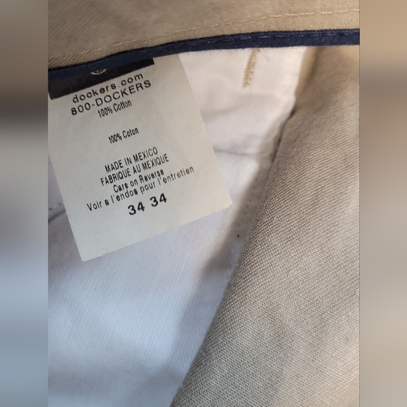 2 pairs mens Dockers khaki pants slim fit and individual classic fit 34 x 34 - Picture 7 of 15